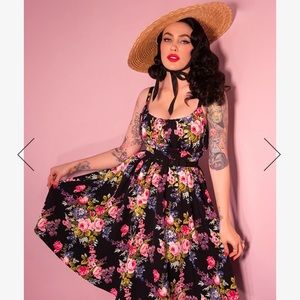 INGENUE DRESS IN BLACK VINTAGE FLORAL PRINT - VIXEN BY MICHELINE PITT